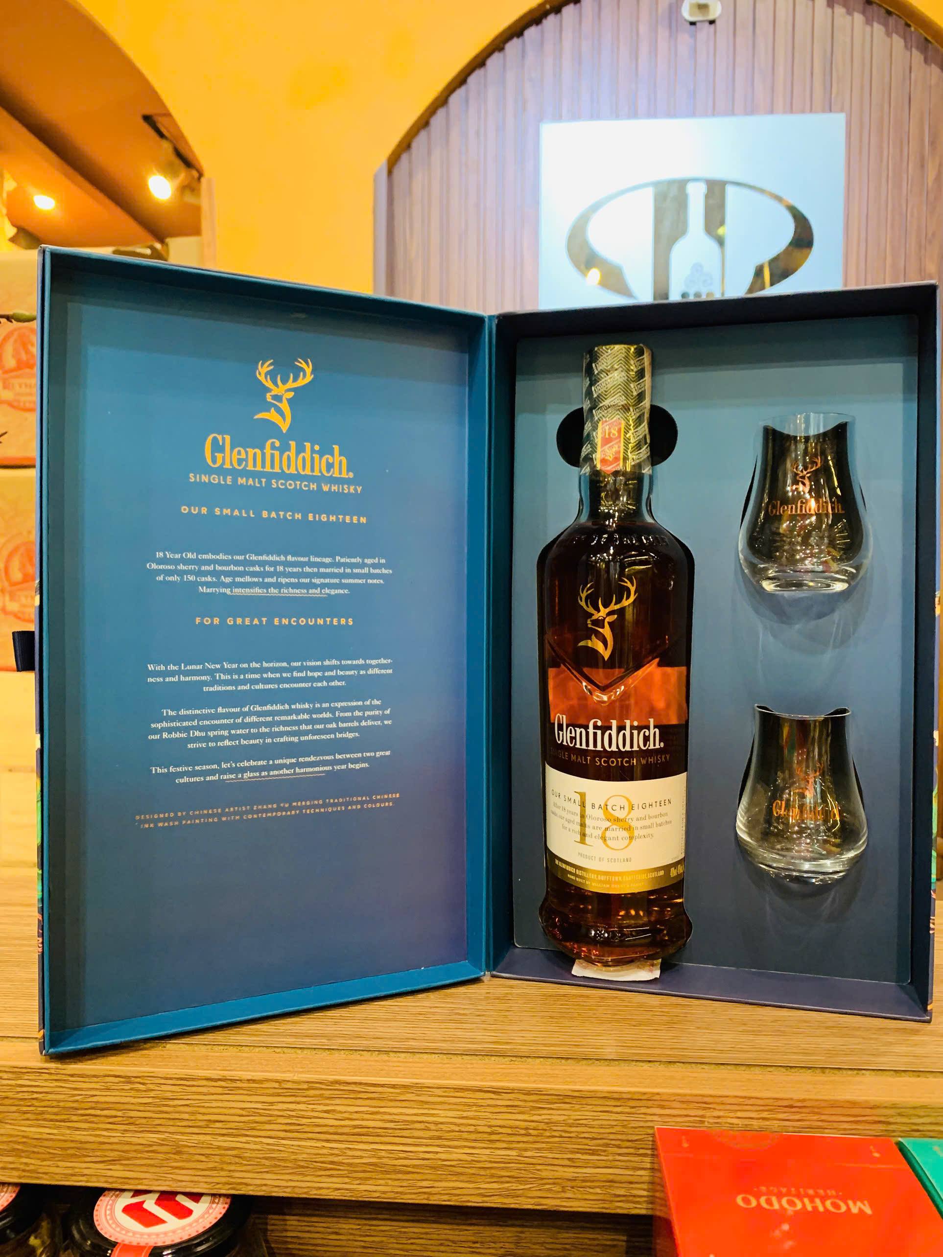 Glenfiddich 18 Single Malt Scotch Whisky (Hộp quà)